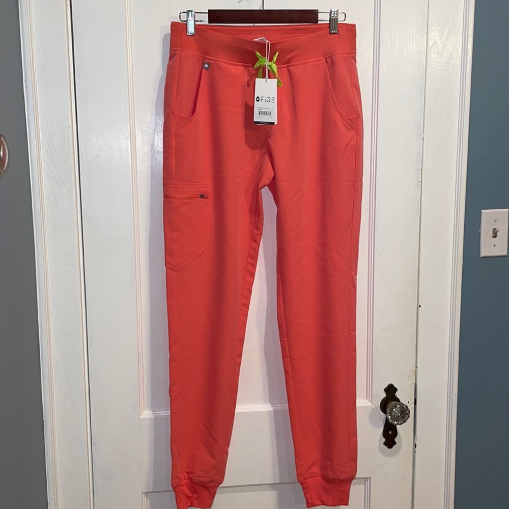 Figs Hot Coral Zamora jogger pants size small tall